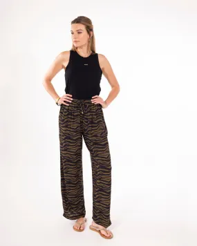 PANTALON FLUIDE IMPRIME ZEBRE KAKI
