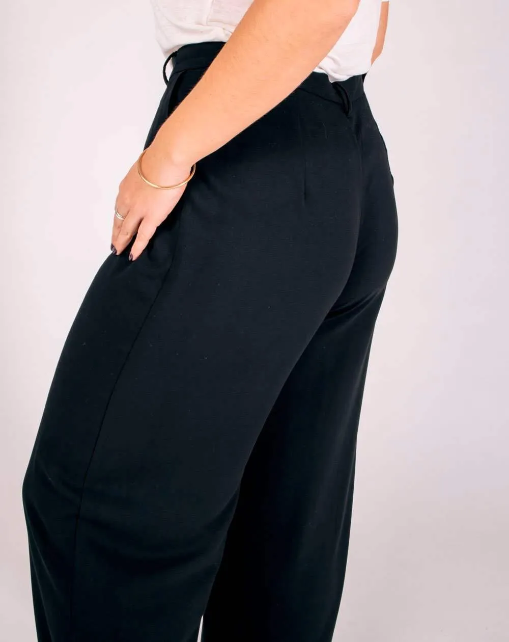 Pantalon large coupe Dad Zhéa en EcoVero noir