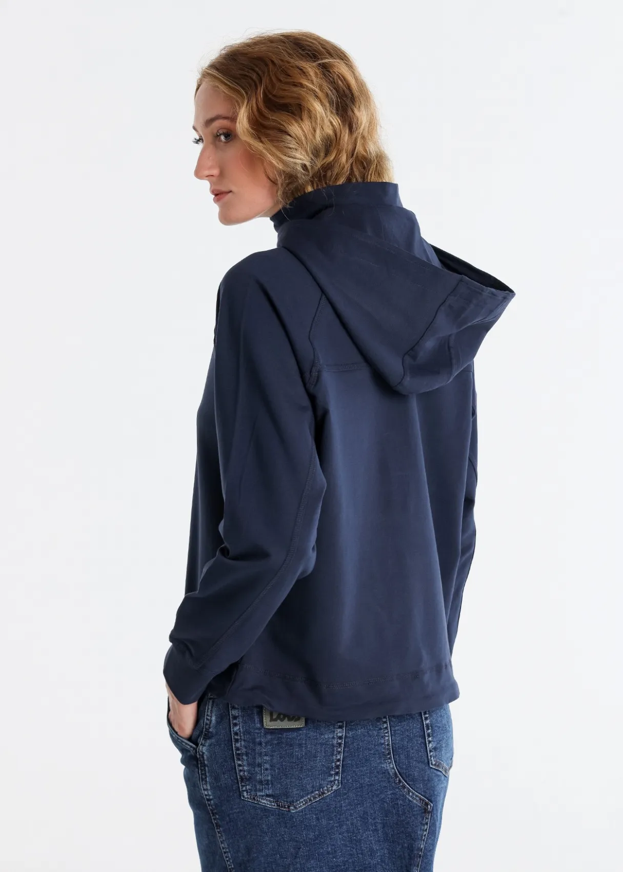 Sweat-shirt avec capuche démontable