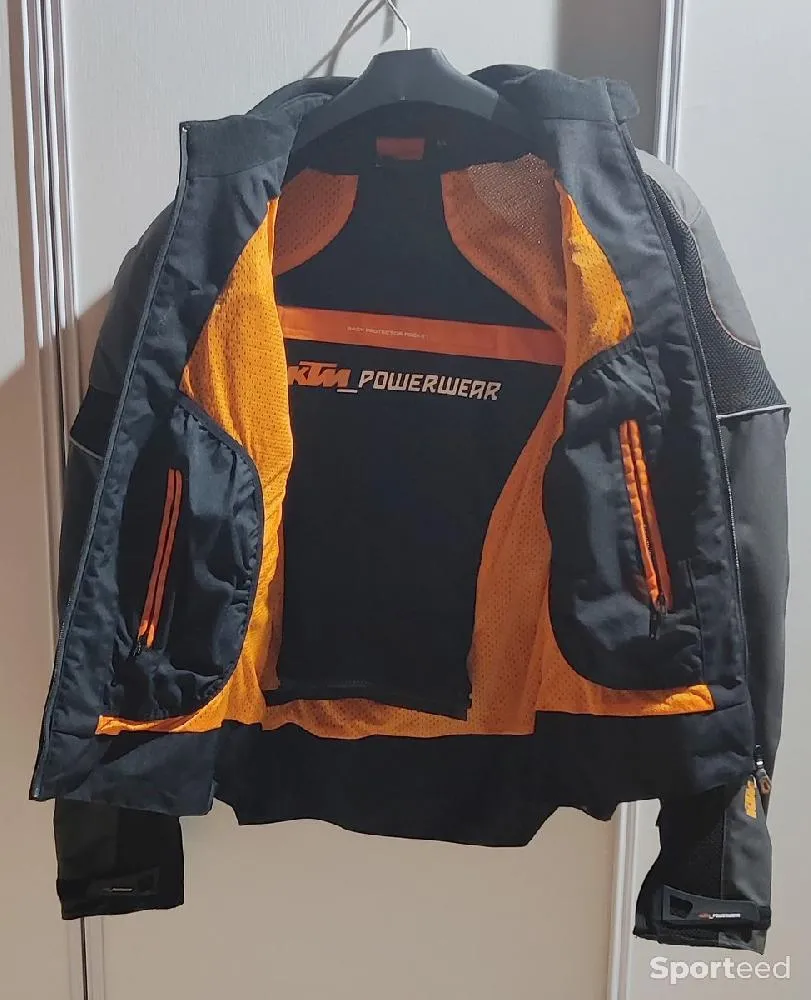 Veste été ventilée KTM  d'occasion Ajouté le : 11/09/2022